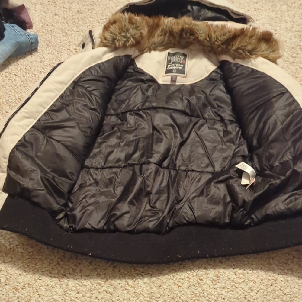 Point Zero Cream Puffer Jacket - Picture 6 of 10